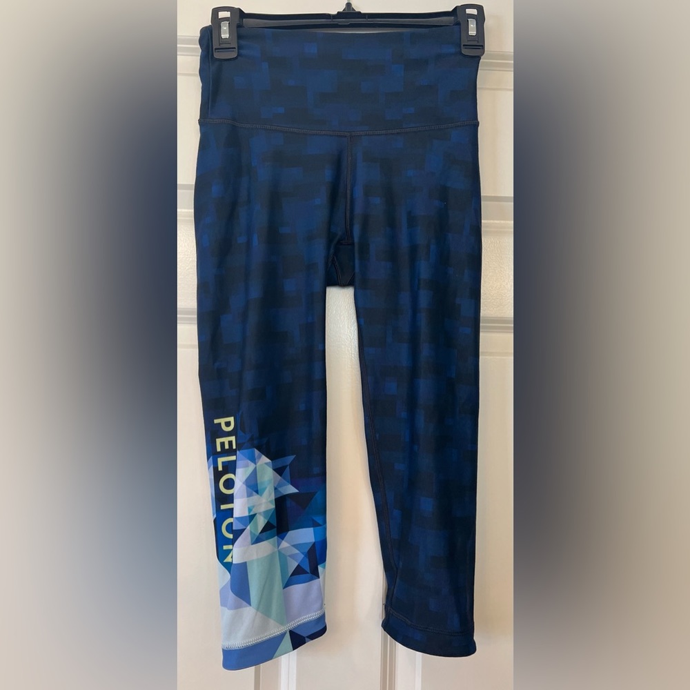 Peloton WITH Crop Leggings Size Small